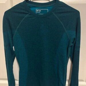 FIGS XL LONG SLEEVE CARIBBEAN BLUE TOP WOMAN'S.